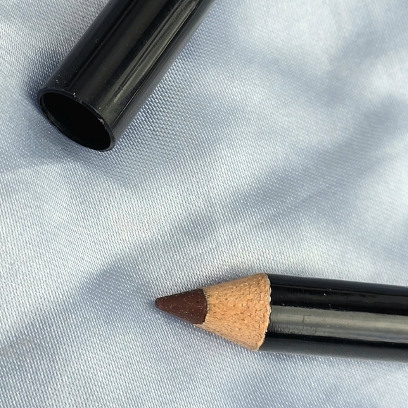 🟠 ☆ NWOT ☆ Bodyography Lip Liner Pencil "Timber" Nude Light Brown - Picture 5 of 7
